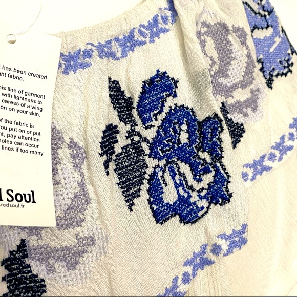 NWT white crochet top - Picture 9 of 13